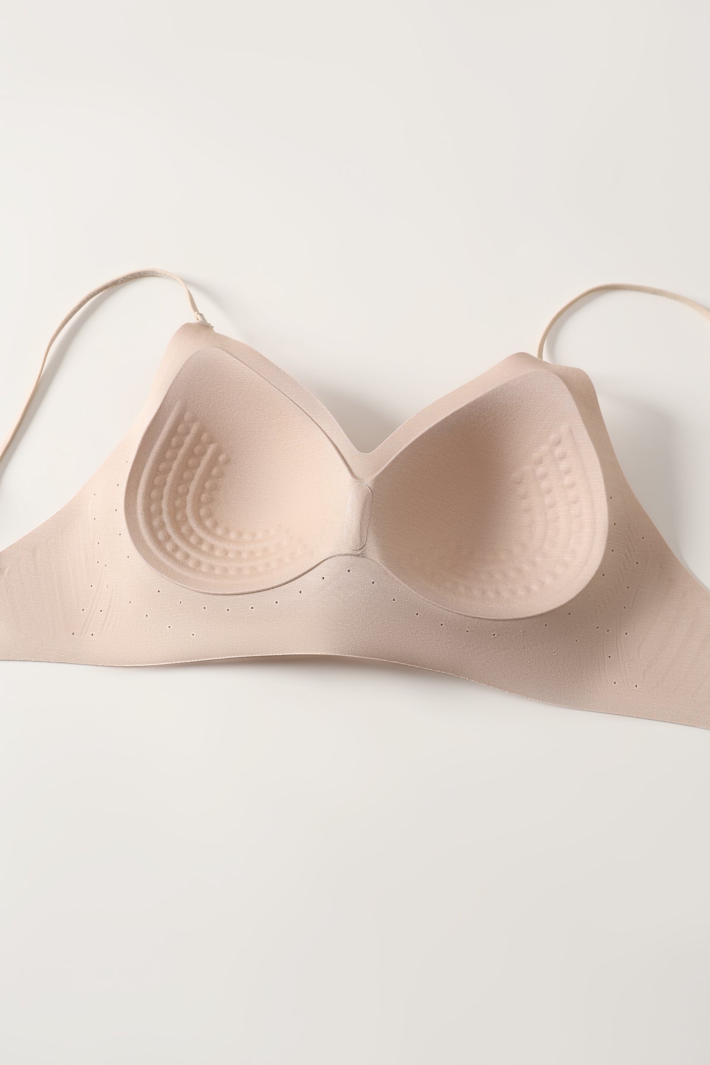 VÉLORA SilkTouch Seamless Wireless Bra | Lightweight Invisible Comfort